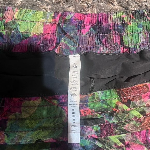 LULULEMON Hotty Hot Skort - Picture 5 of 13